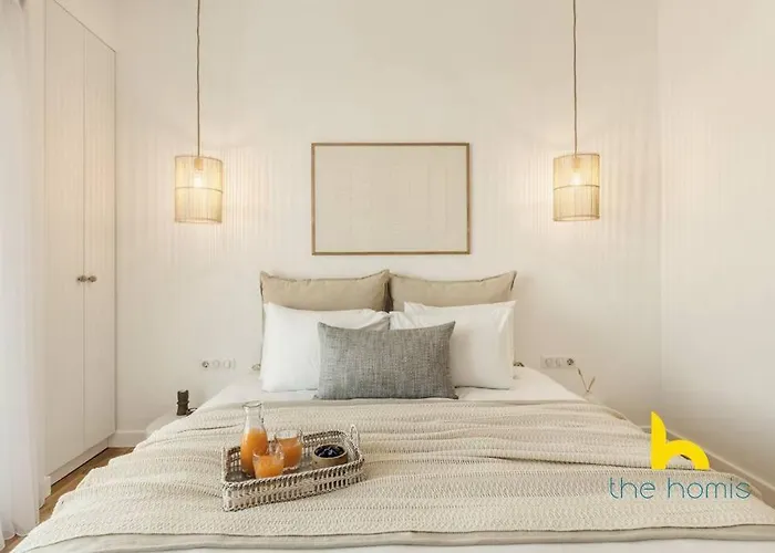 Marina View Haven - King Beds And Cosy Fireplace